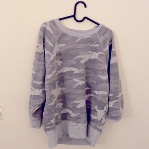 American Eagle gray camo oversized sweatshirt